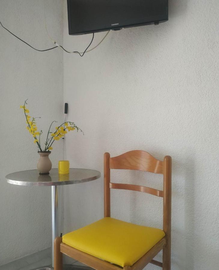 Hotel Agni -Enoikiazomena Diamerizmata Kallithea  Ngoại thất bức ảnh