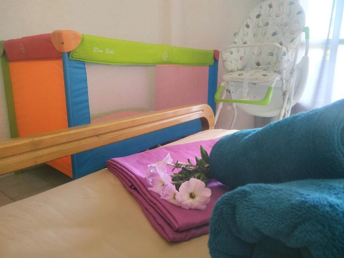Hotel Agni -Enoikiazomena Diamerizmata Kallithea  Ngoại thất bức ảnh
