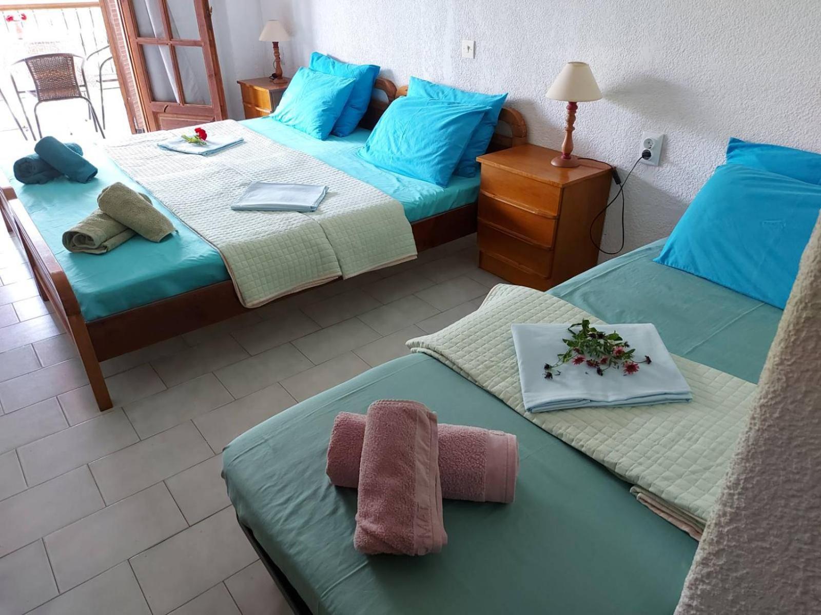 Hotel Agni -Enoikiazomena Diamerizmata Kallithea  Ngoại thất bức ảnh