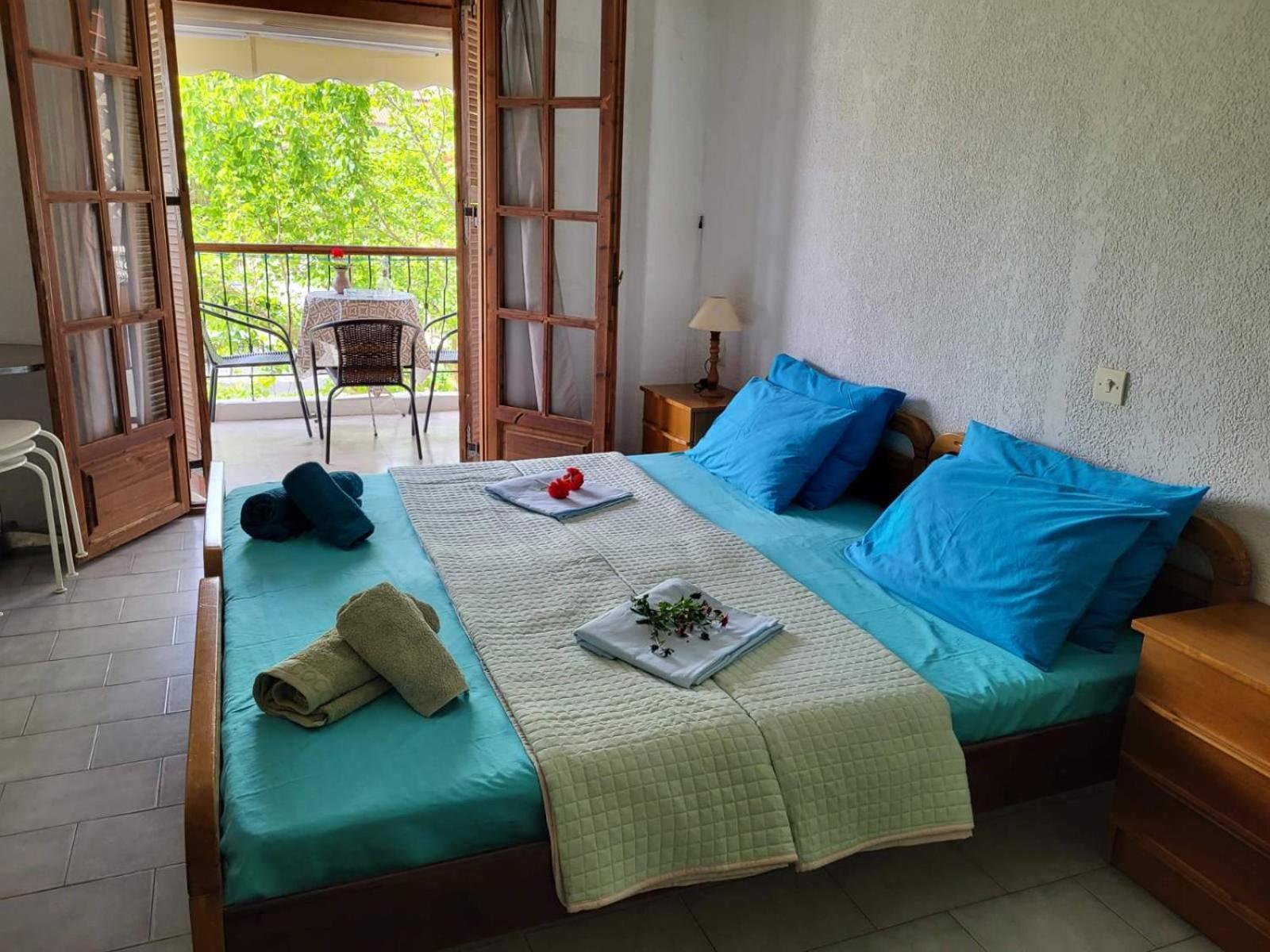 Hotel Agni -Enoikiazomena Diamerizmata Kallithea  Ngoại thất bức ảnh