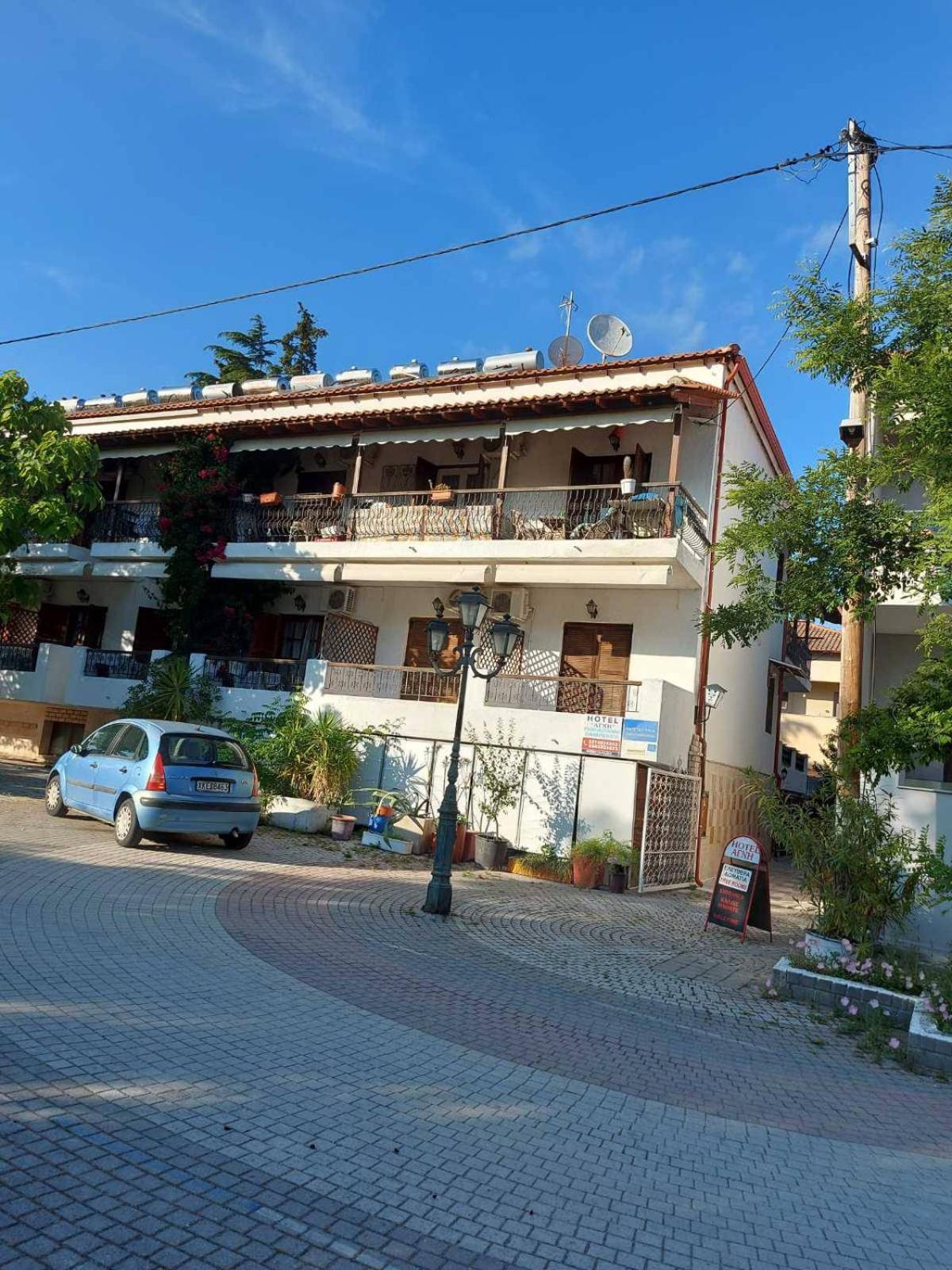 Hotel Agni -Enoikiazomena Diamerizmata Kallithea  Ngoại thất bức ảnh
